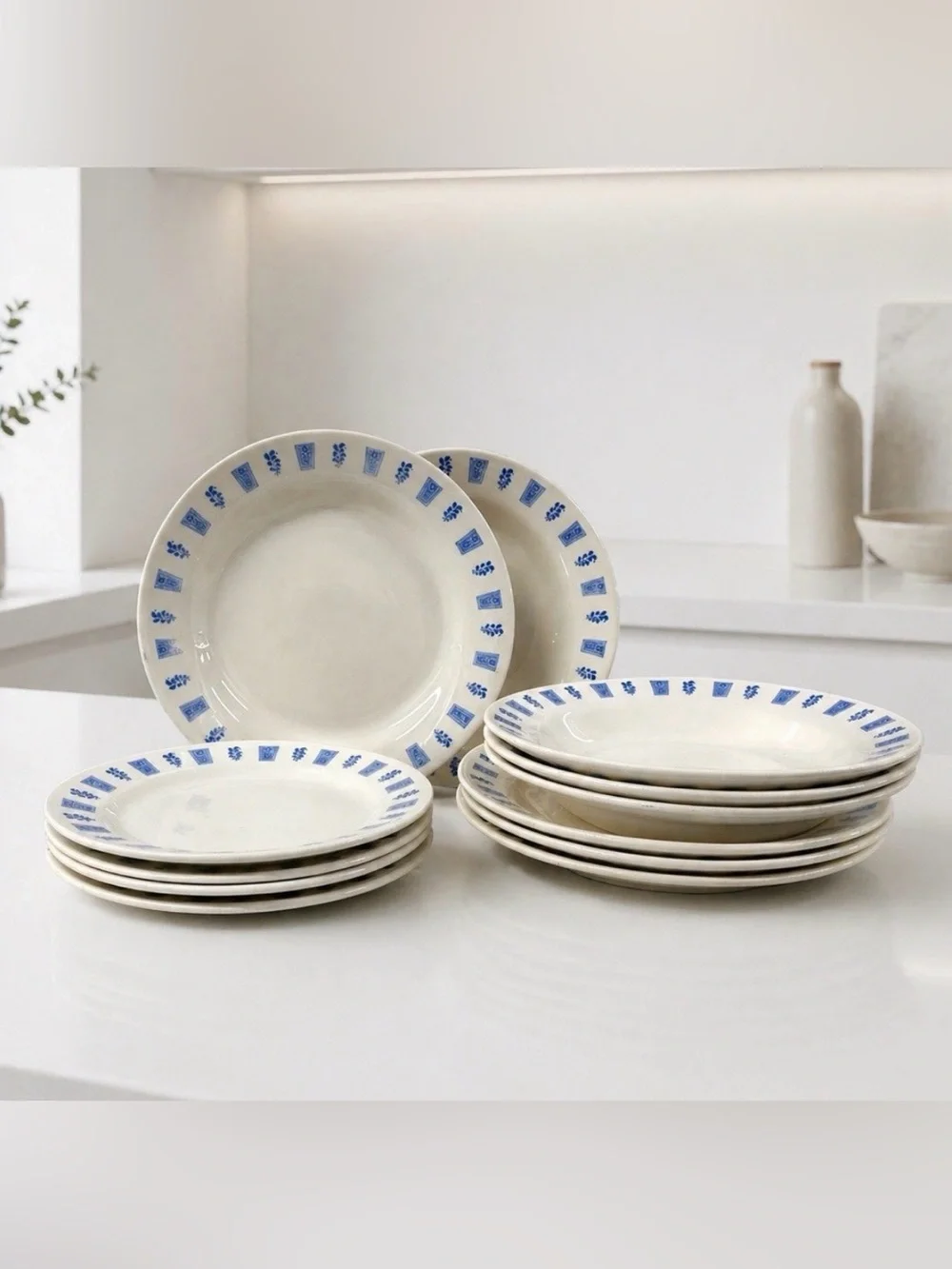 Vintage Oxford Brazil 3850-2 Blue Floral Dinnerware Set 12 Pc Stoneware